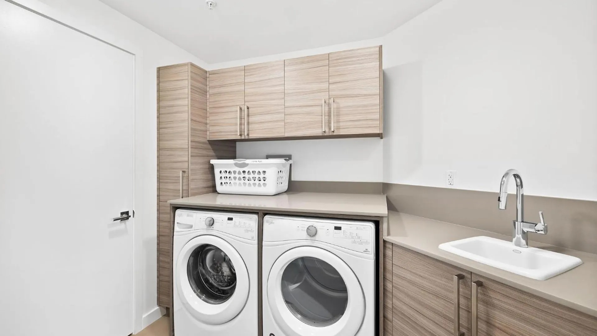 1900 Ninety Eight 801 Apartment Destin
